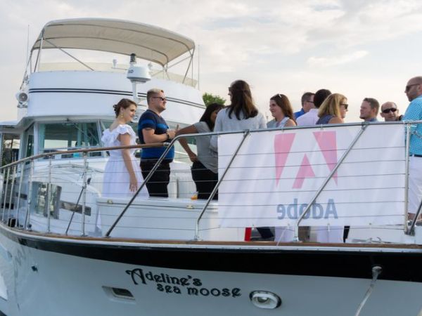 Corporate yacht charter New York skyline
