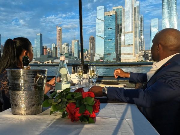 Dinner Yacht Experiences