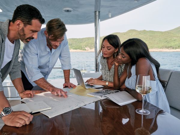 Elegant corporate party on NYC yacht
