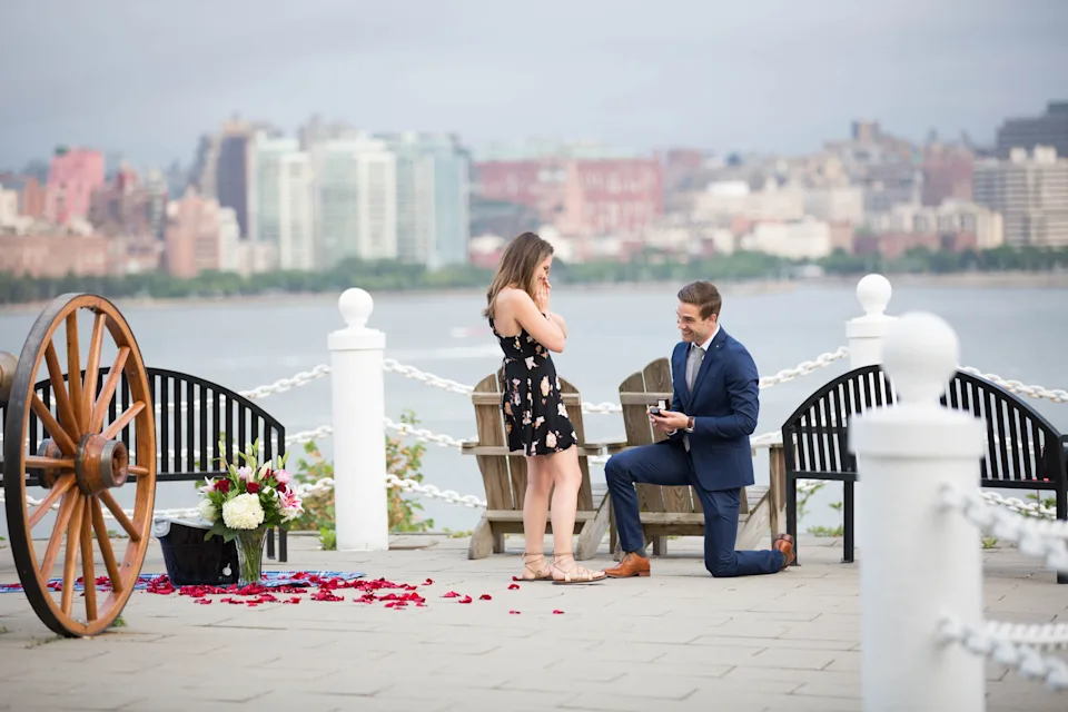 Elegant dining yacht experience New York