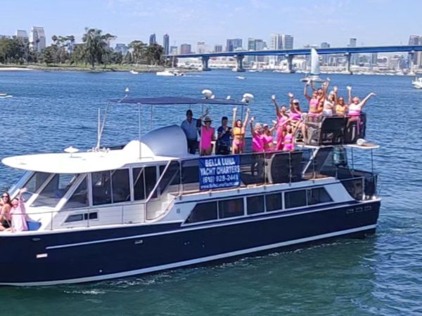 Private graduation cruise New York Harbor